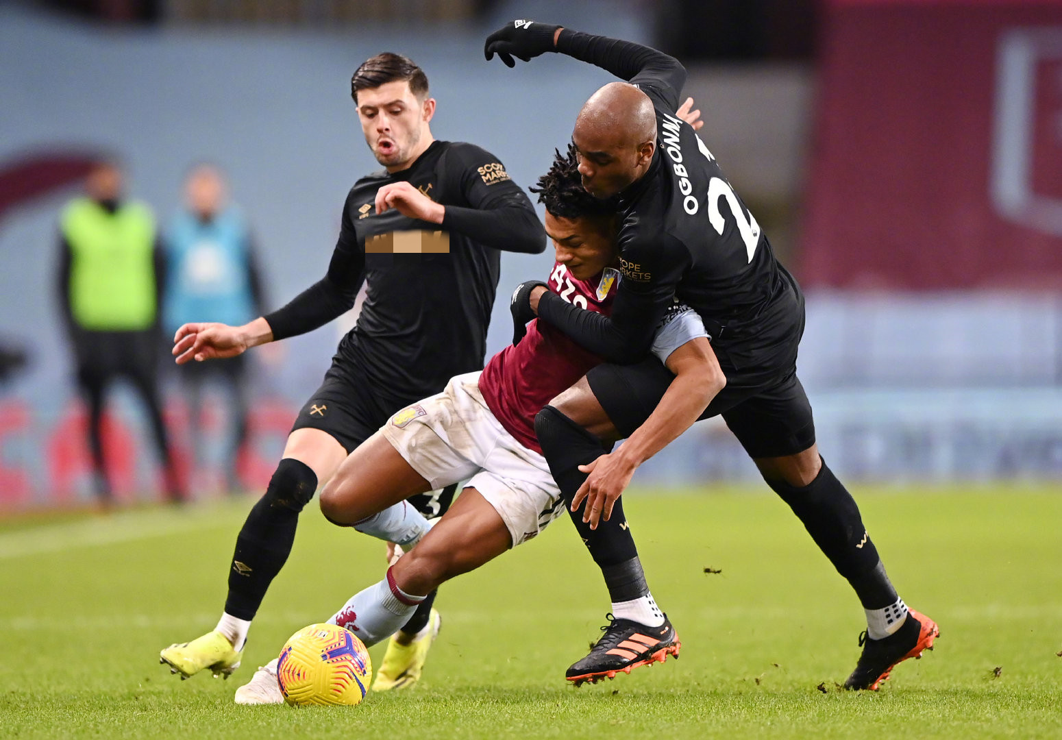 的背景与成 的背景与成